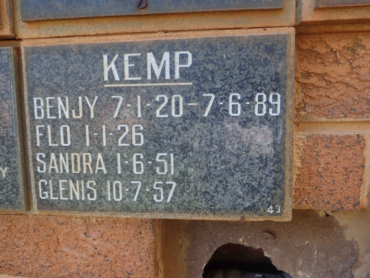 KEMP Benjy 1920-1989 :: KEMP Flo 1926- :: KEMP Sandra 1951- :: KEMP Glenis 1957-