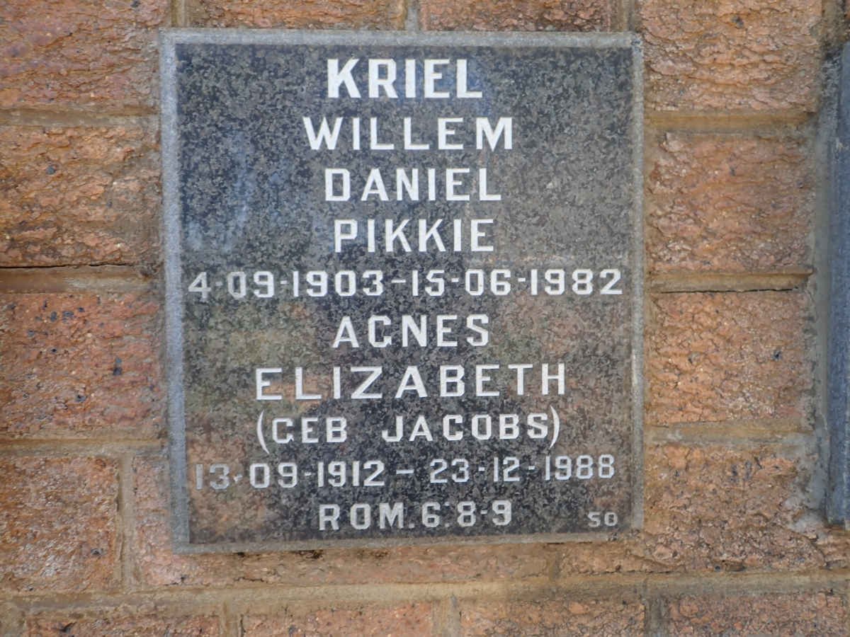 KRIEL Willem Daniel Pikkie 1903-1982 &amp; Agnes Elizabeth JACOBS 1912-1988