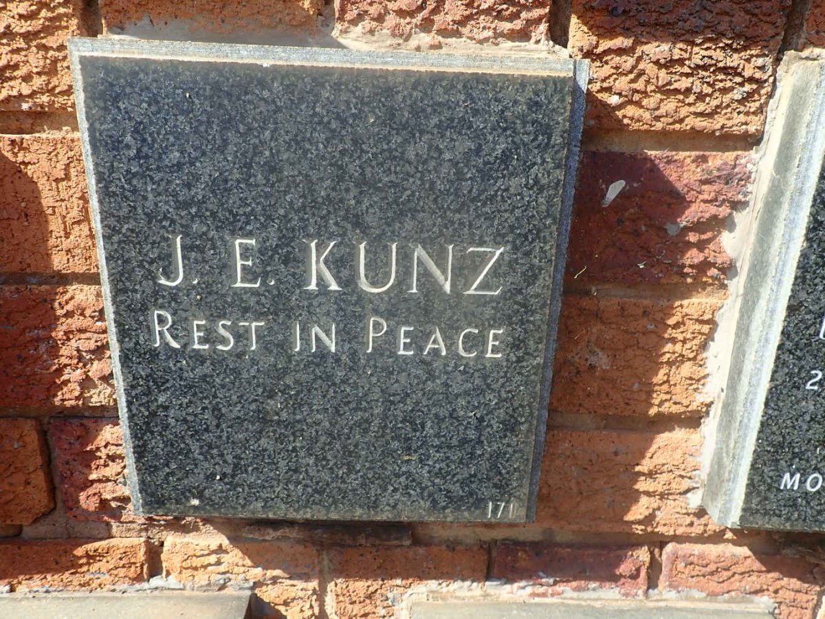 KUNZ J.E.