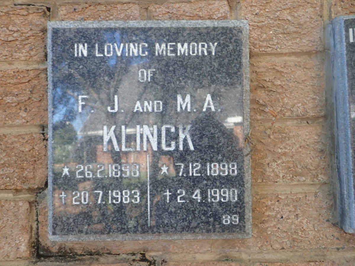 KLINCK F.J. 1898-1983 &amp; M.A. 1898-1990