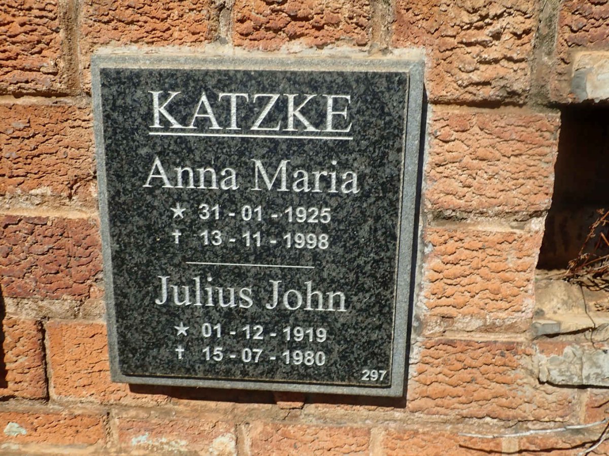KATZKE Julius John 1919-1980 &amp; Anna Maria 1925-1998