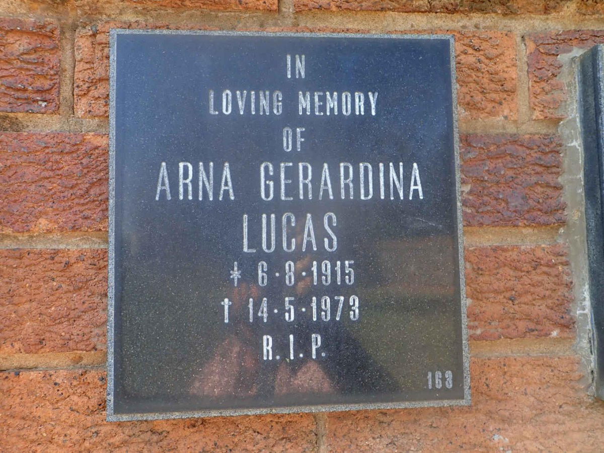 LUCAS Arna Gerardina 1915-1973
