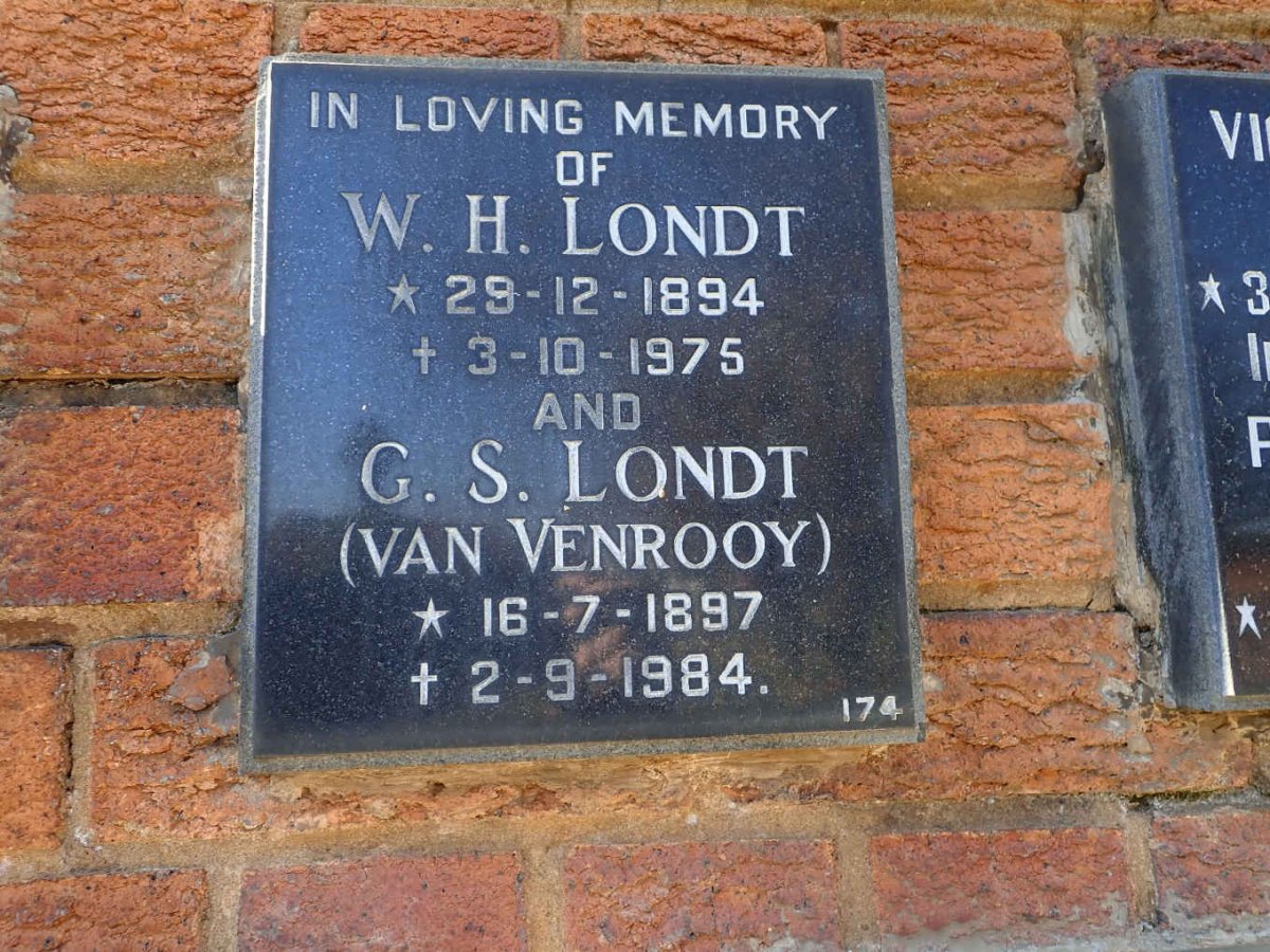 LONDT W.H. 1894-1975 &amp; G.S. VAN VENROOY 1897-1984