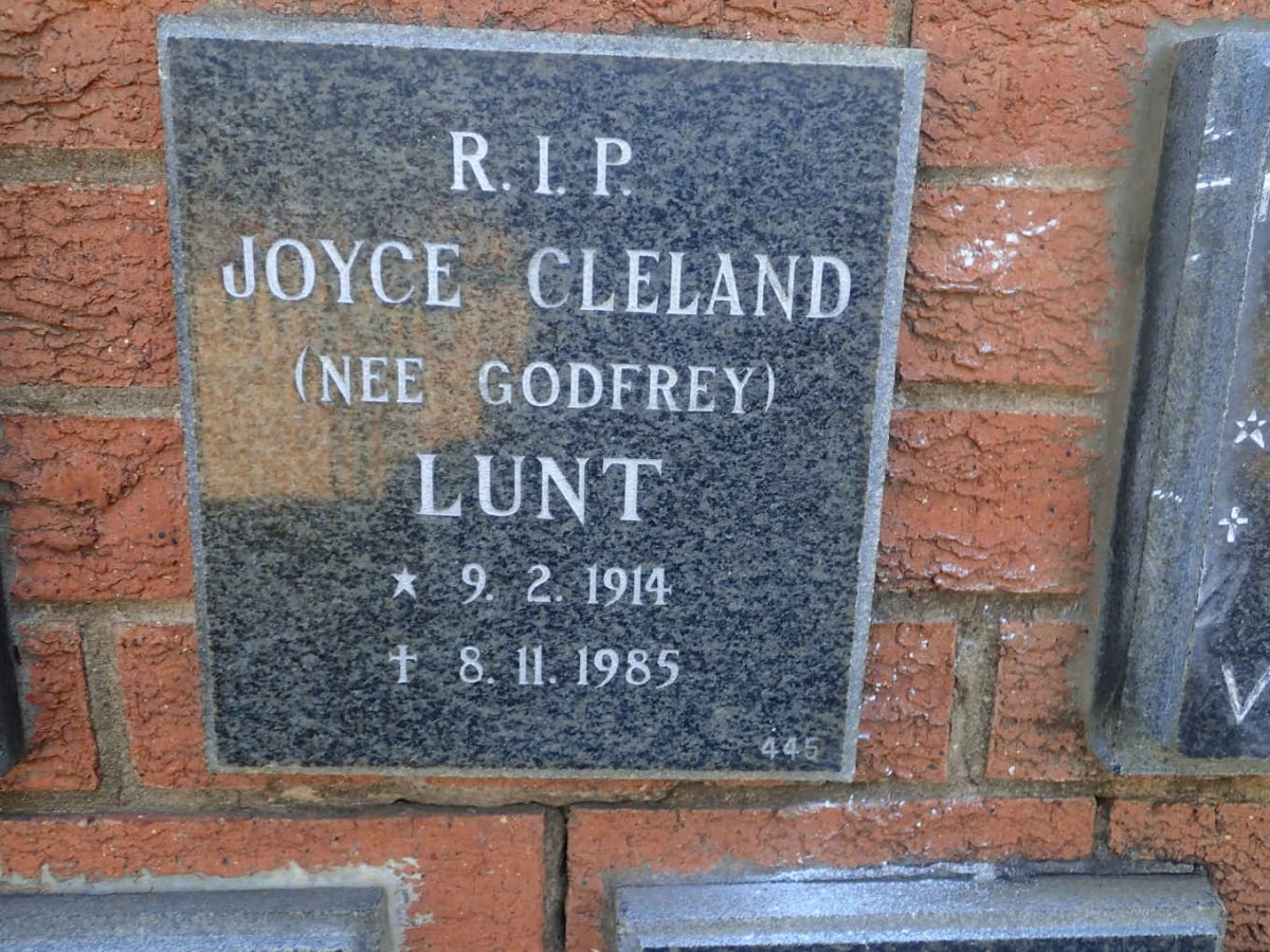 LUNT Joyce Cleland nee GODFREY 1914-1985