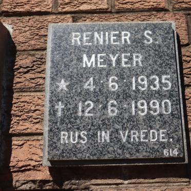 MEYER Renier S. 1935-1990