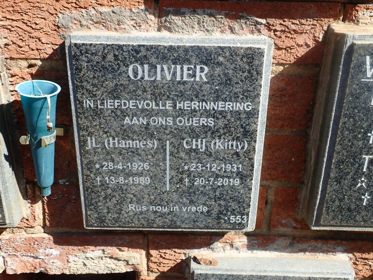 OLIVIER J.L. 1926-1989 &amp; C.H.J. 1931-2019