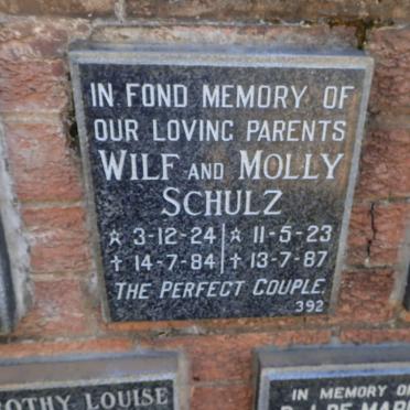 SCHULTZ Wilf 1924-1984 &amp; Molly 1923-1987