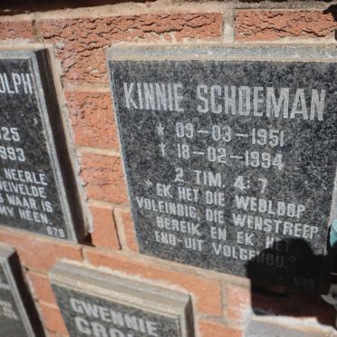 SCHOEMAN Kinnie 1951-1994