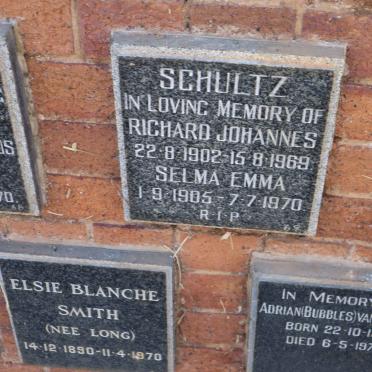 SCHULTZ Richard Johannes 1902-1969 &amp; Selma Emma 1905-1970