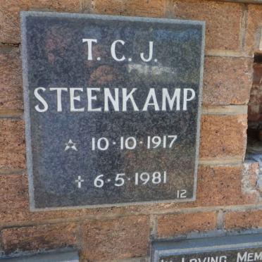 STEENKAMP T.C.J. 1917-1981
