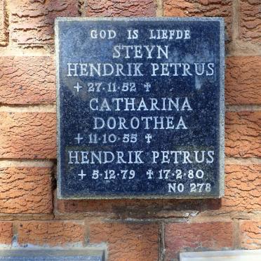 STEYN Hendrik Petrus 1952- &amp; Catharina Dorothea 1955- :: STEYN Hendrik Petrus 1979-1980