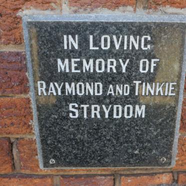 STRYDOM Raymond &amp; Tinkie