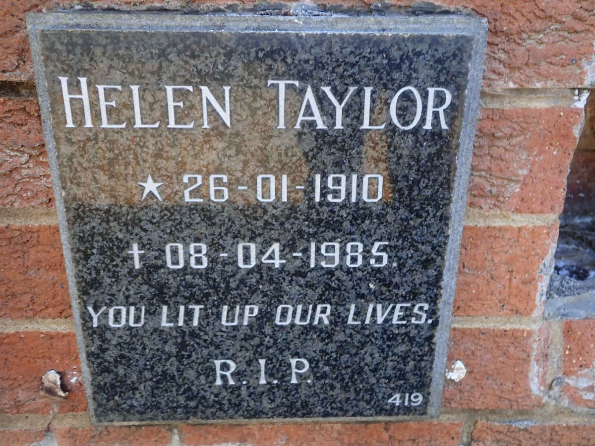 TAYLOR Helen 1910-1985