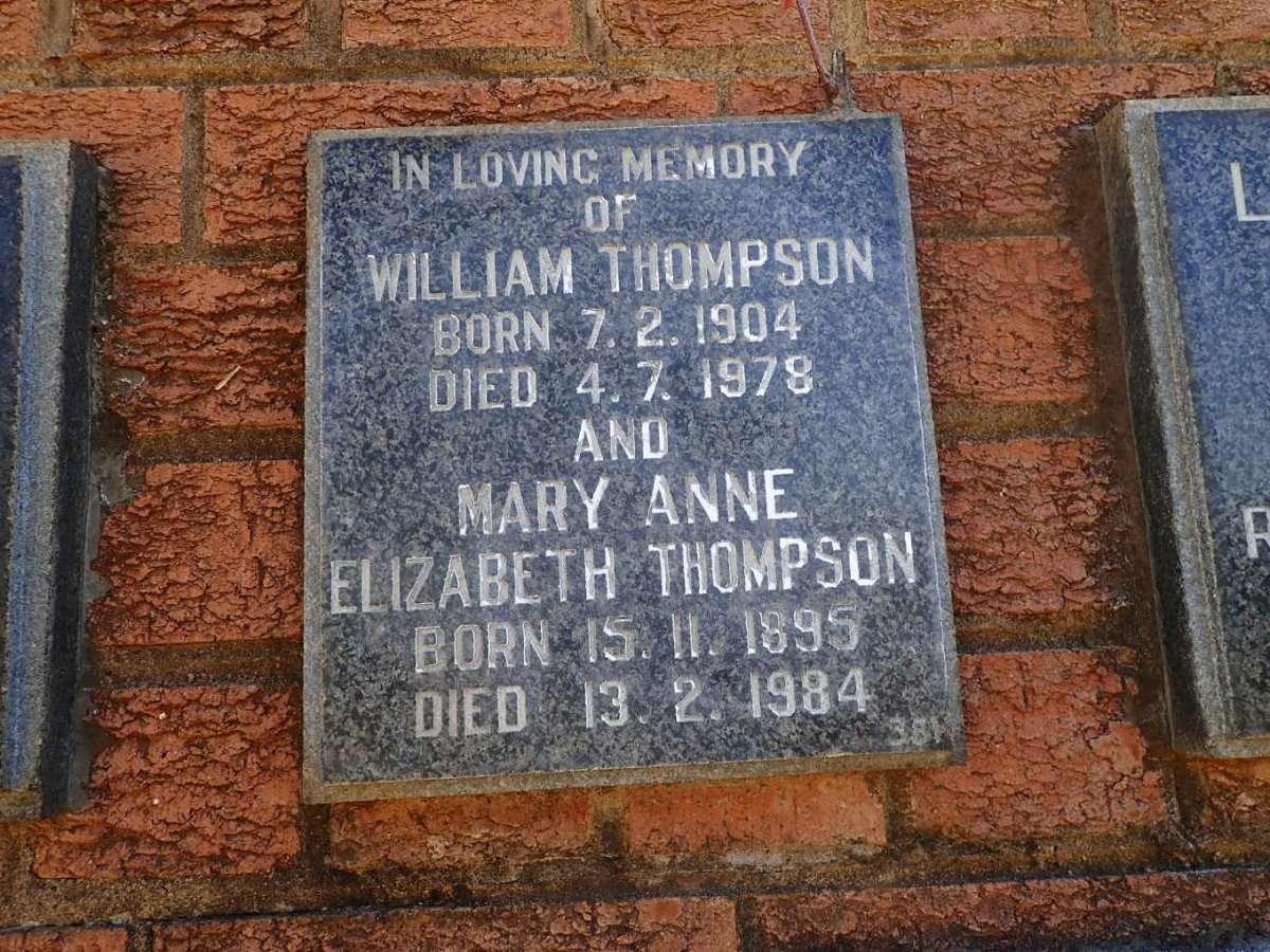 THOMPSON William 1904-1978 &amp; Mary Anne Elizabeth 1895-1984