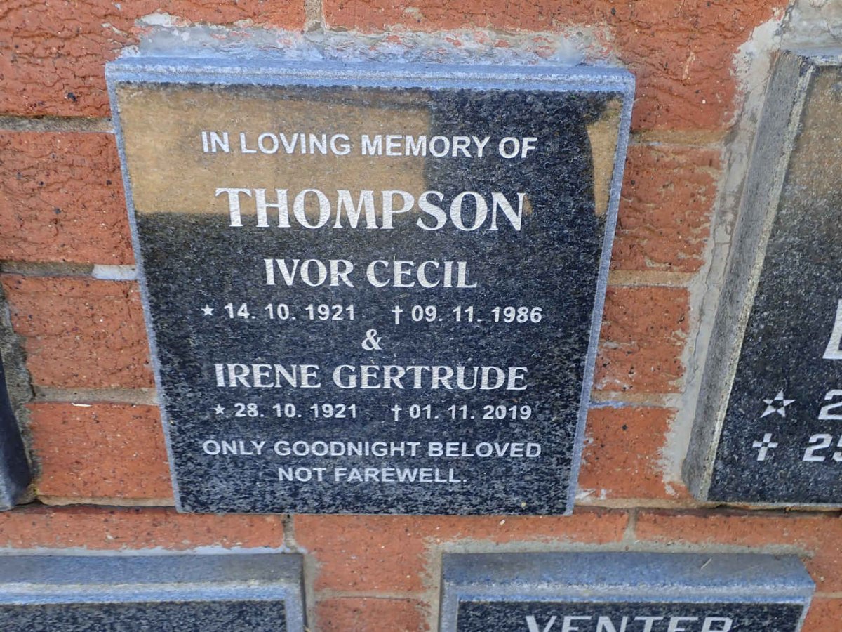 THOMPSON Ivor Cecil 1921-1986 &amp; Irene Gertrude 1921-2019