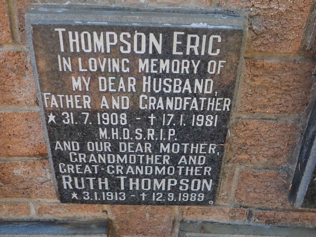 THOMPSON Eric 1908-1981 &amp; Ruth 1913-1989