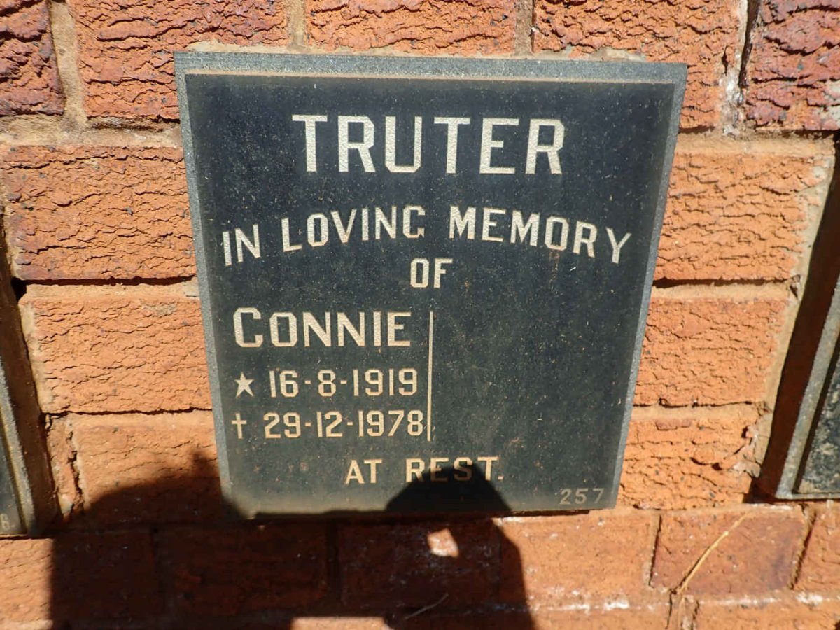 TRUTER Connie 1919-1978