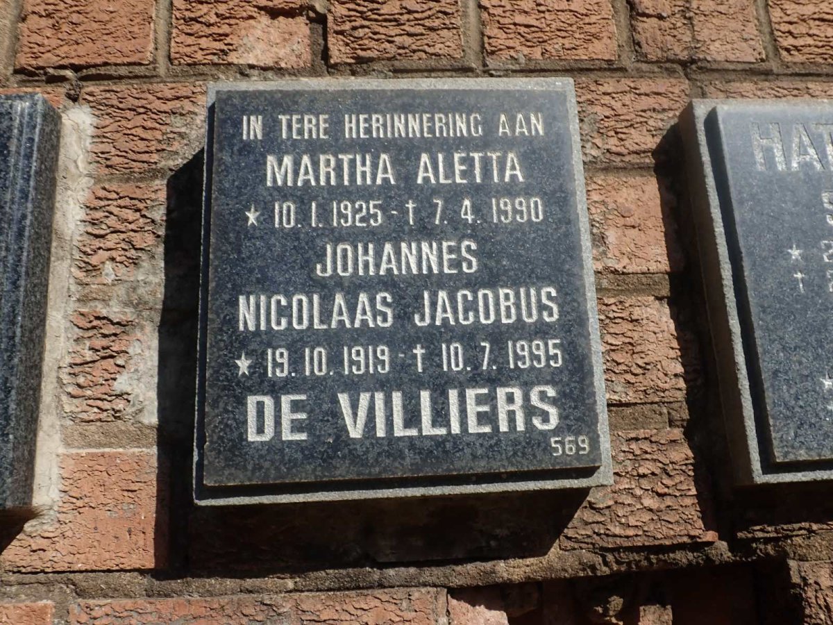 VILLIERS Johannes Nicolaas Jacobus, de 1919-1995 &amp; Martha Aletta 1925-1990