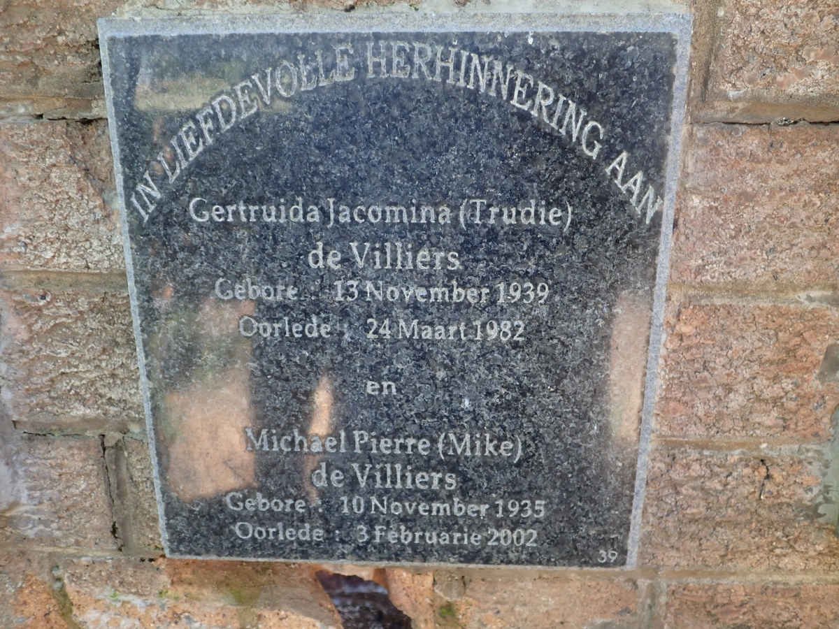 VILLIERS Michael Pierre, de 1935-2002 &amp; Gertruida Jacomina 1939-1982