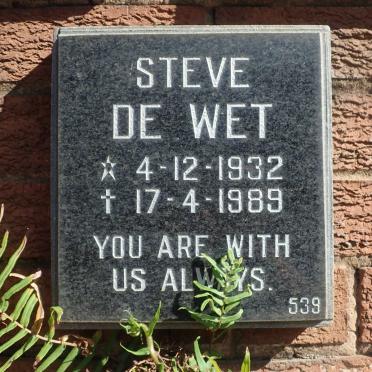 WET Steve, de 1932-1989