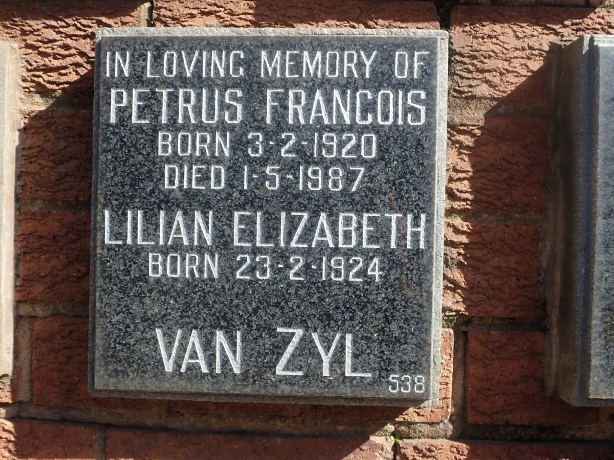 ZYL Petrus Francois, van 1920-1987 &amp; Lilian Elizabeth 1924-