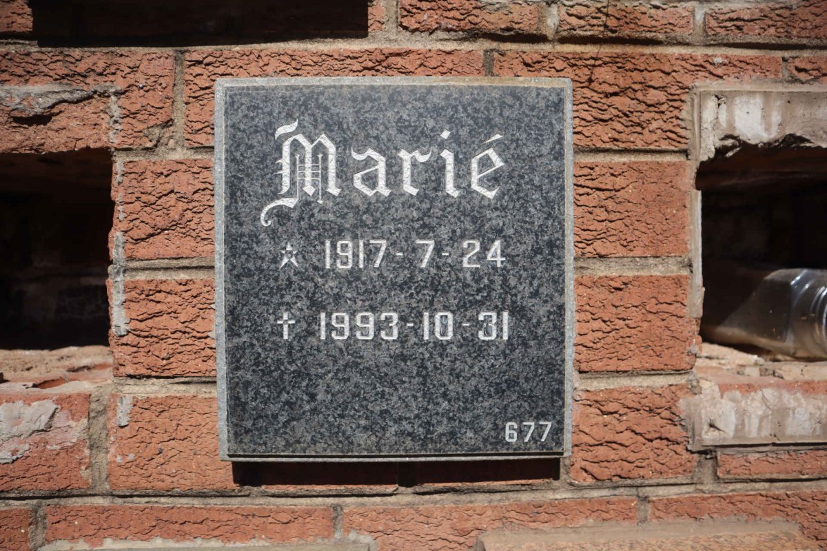 ? Marie 1917-1993