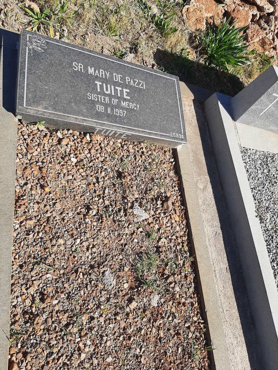 TUITE Mary De Pazzi -1997