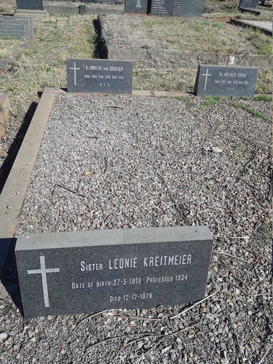 SICHERER Ignatia, von 1886-1975
