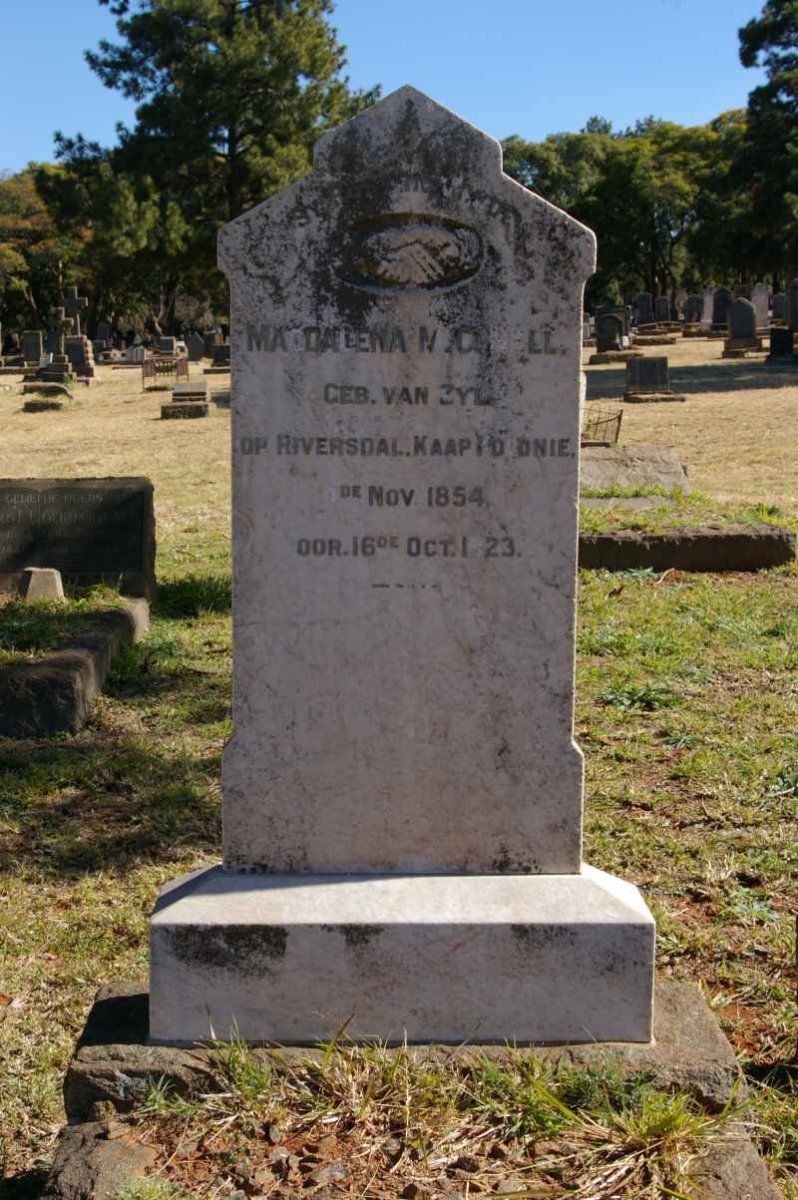 ? Magdalena Ma??ell nee van Zyl 1854-1923