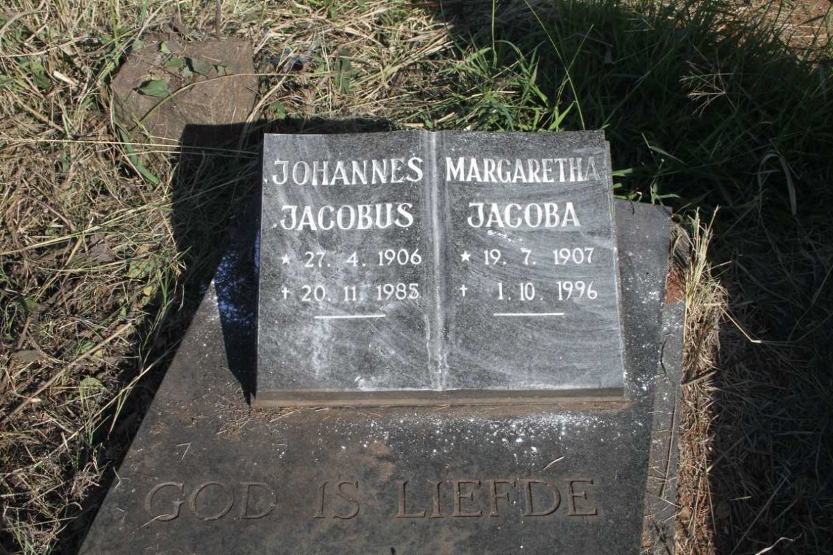 ? Johannes Jacobus 1906-1985 & Margaretha Jacoba 1907-1996