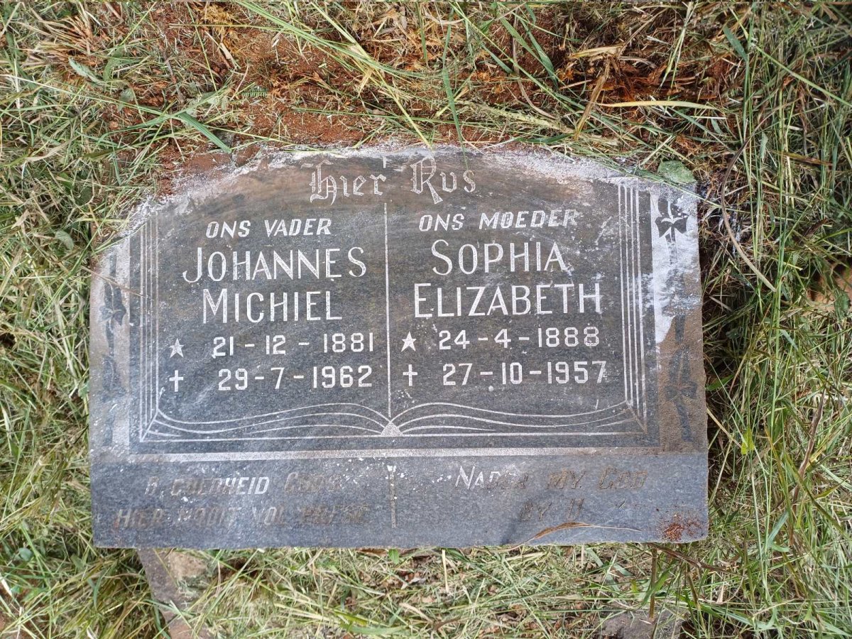 ? Johannes Michiel 1881-1962 & Sophia Elizabeth 1888-1957