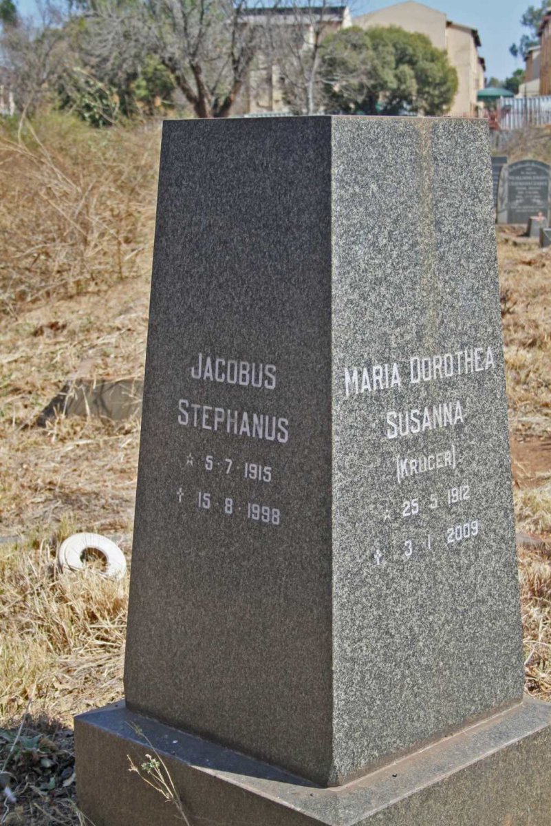 ? Jacobus Stephanus 1915-1998 & Maria Dorothea Susanna KRUGER 1912-2009