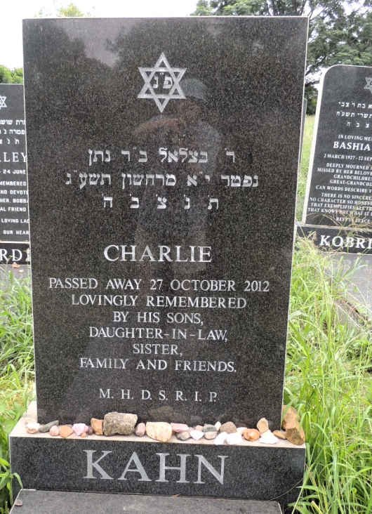 KAHN Charlie -2012
