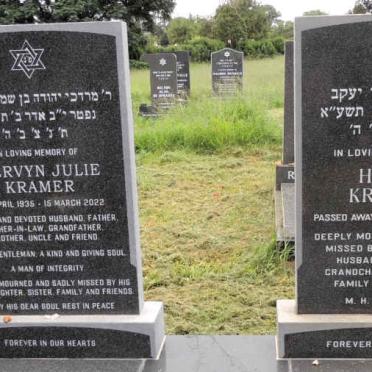KRAMER Mervyn Julie 1935-2022 & Helen -2010