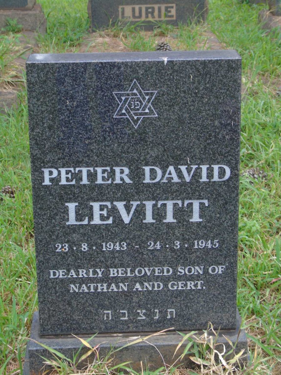 LEVITT Peter David 1943-1945