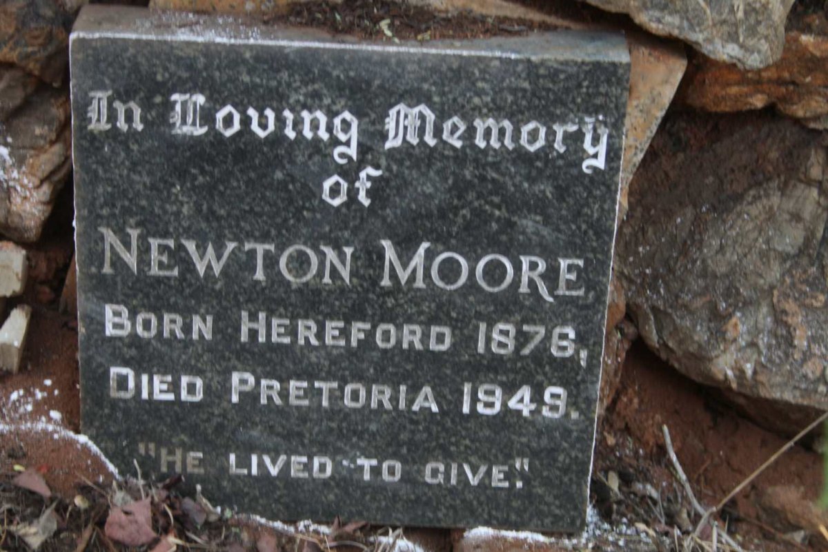 MOORE Newton 1876-1949