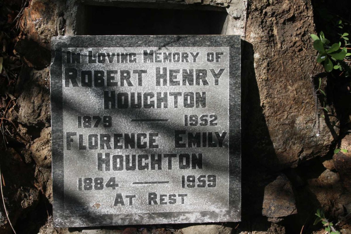 HOUGHTON Robert Henry 1879-1952 & Florence Emily 1884-1959