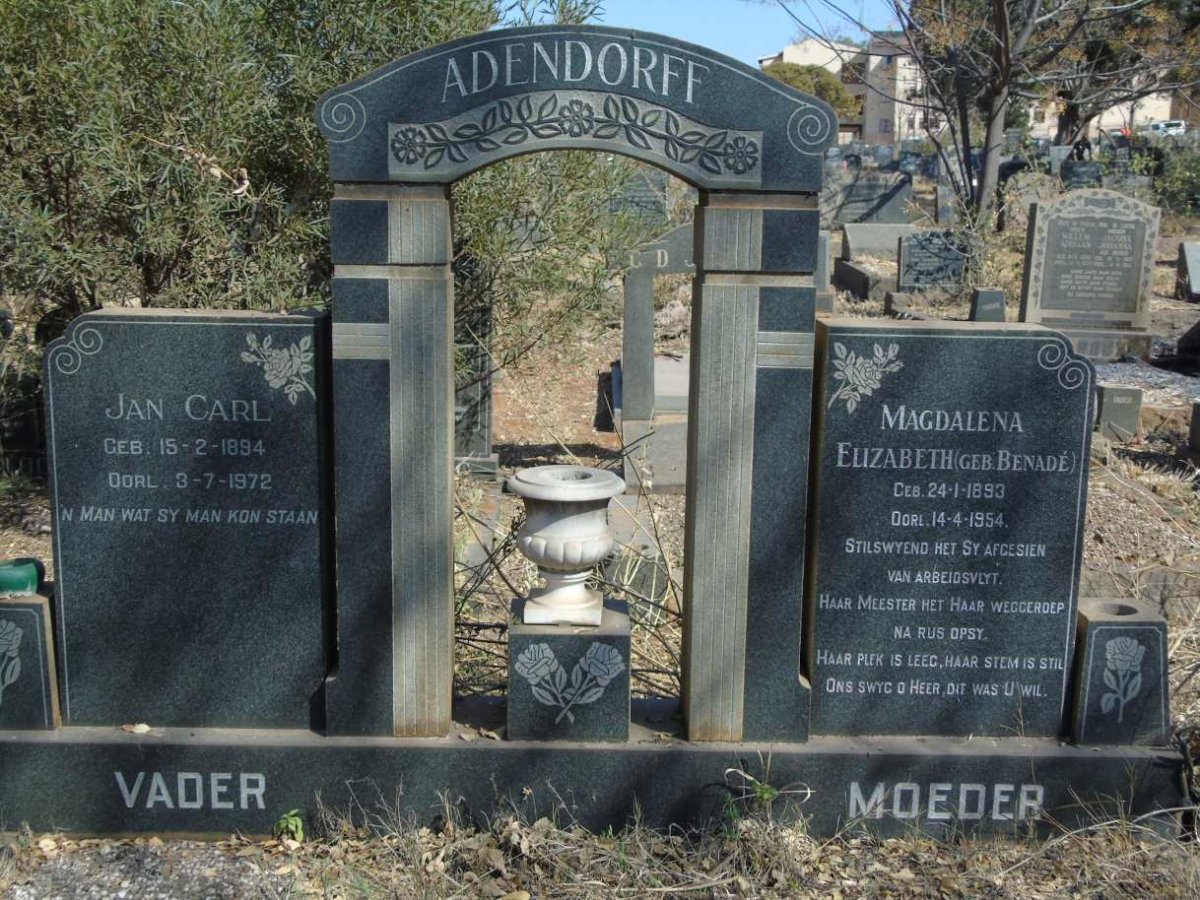 ADENDORFF Jan Carl 1894-1972 & Magdalena Elizabeth BENADE 1893-1954