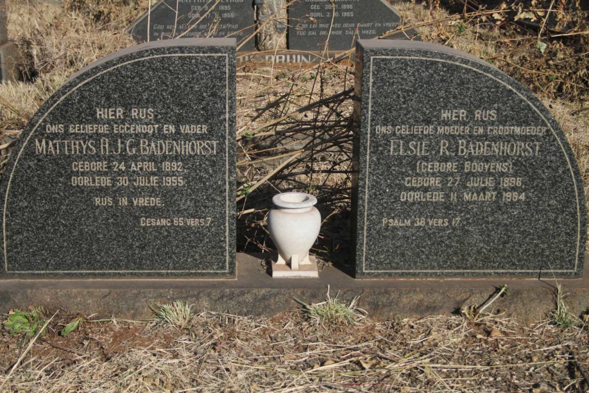 BADENHORST Matthys H.J.G. 1892-1955 & Elsie R. BOOYENS 1896-1964
