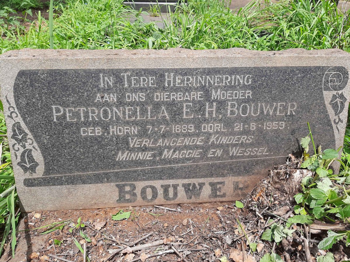 BOUWER Petronella E.H. nee HORN 1889-1959