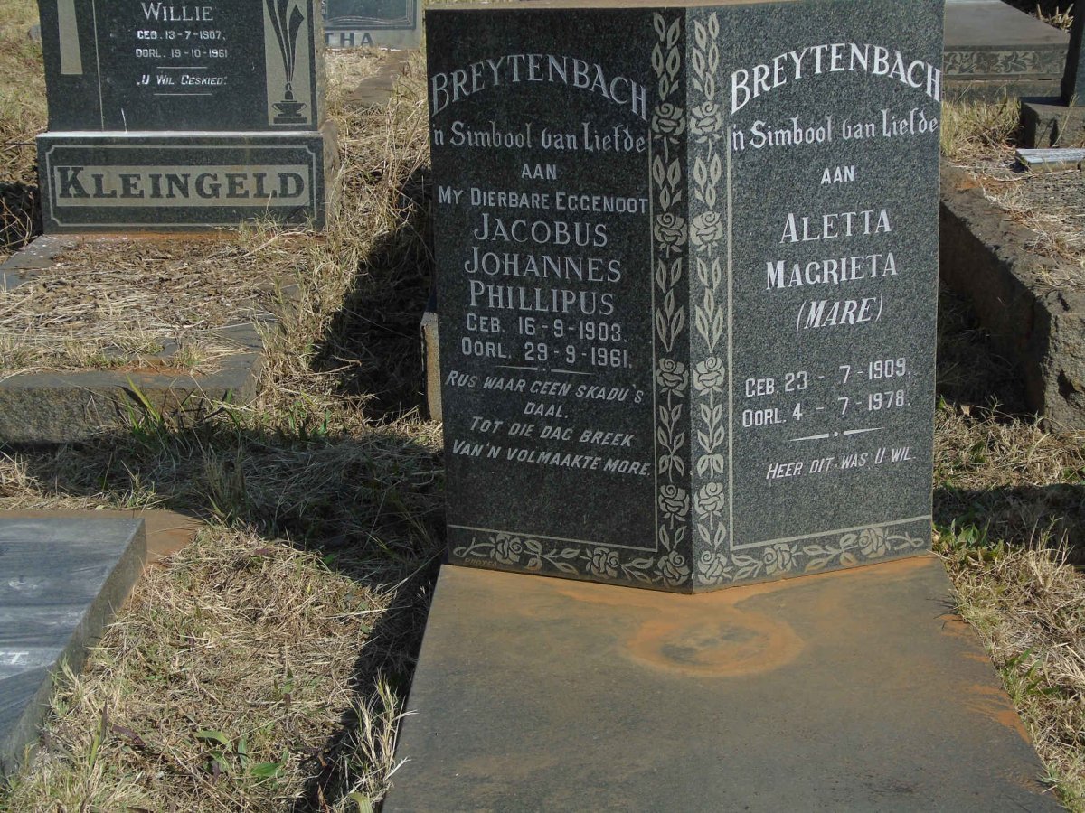 BREYTENBACH Jacobus Phillipus 1903-1961 &amp; Aletta Magrieta 1909-1978