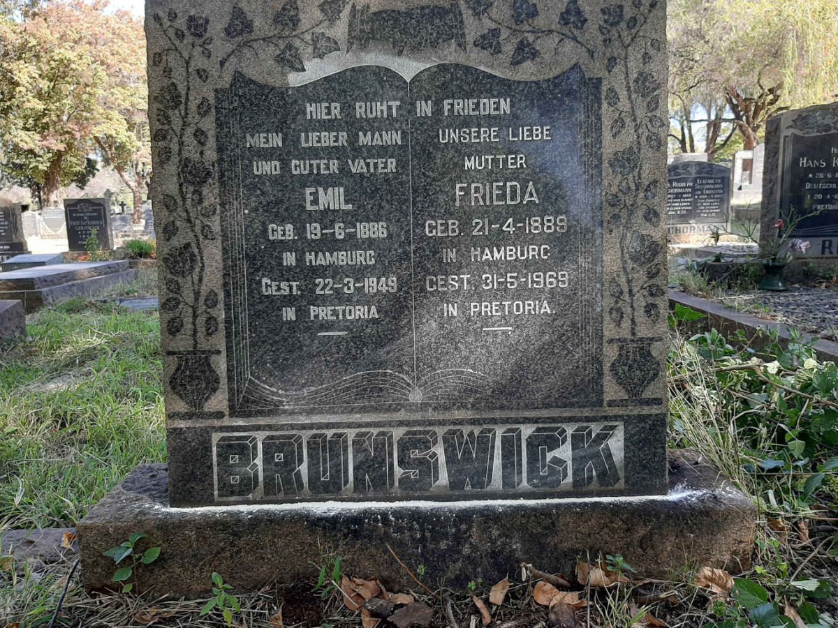 BRUNSWICK Emil 1886-1949 &amp; Frieda 1889-1969