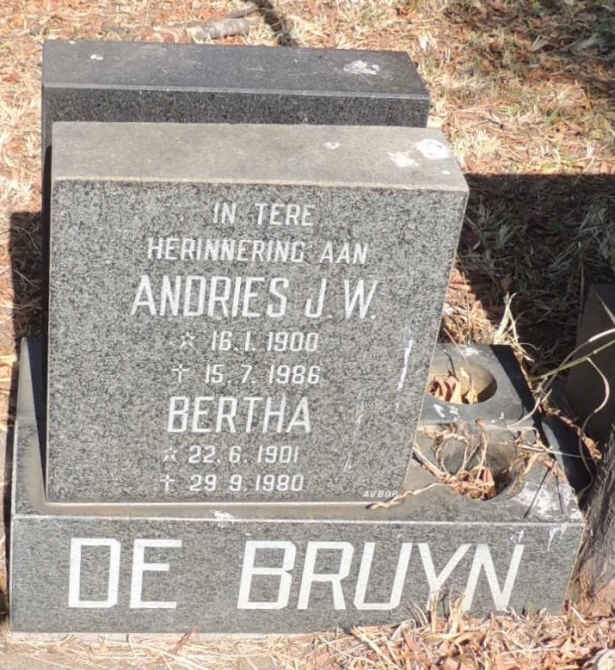 BRUYN Andries J.W., de 1900-1986 & Bertha 1901-1980