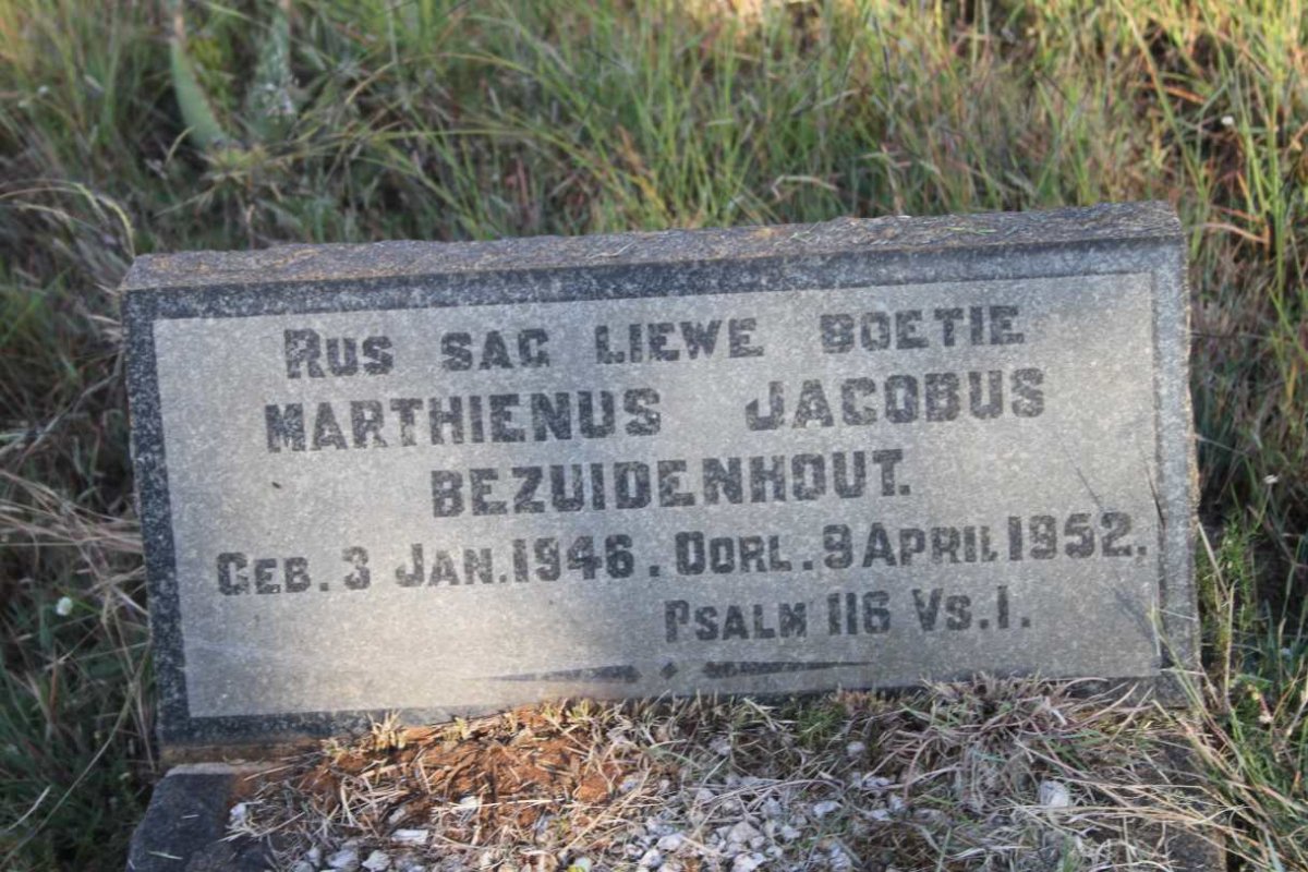 BEZUIDENHOUT Marthienus Jacobus 1946-1952