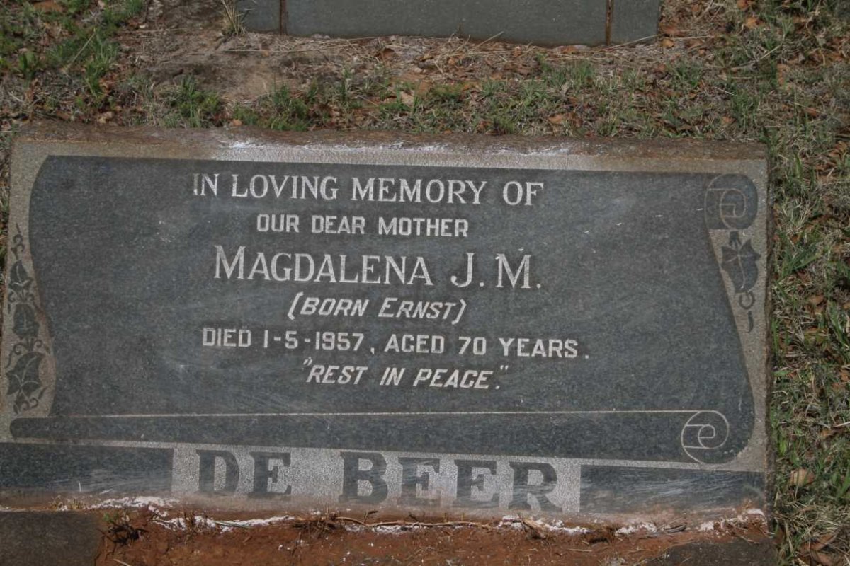 BEER Magdalena J.M., de nee ERNST -1957