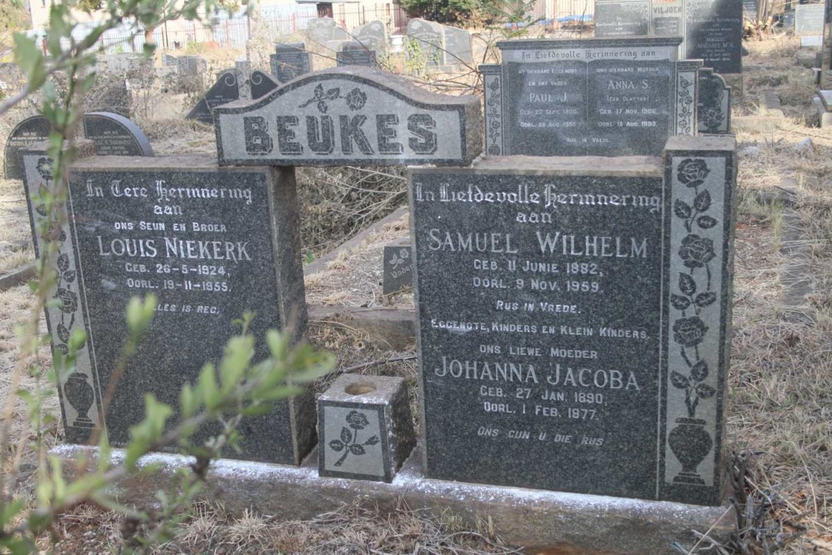 BEUKES Samuel Wilhelm 1882-1959 & Johanna Jacoba 1890-1977 :: BEUKES Louis Niekerk 1924-1955_1