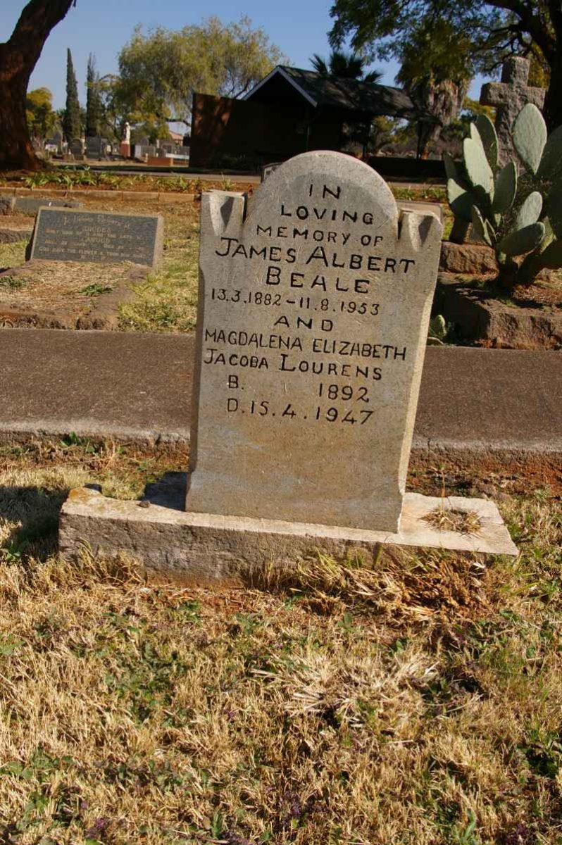BEALE James Albert 1882-1953 &amp; Magdalena Elizabeth Jacoba Lourens 1892-1947