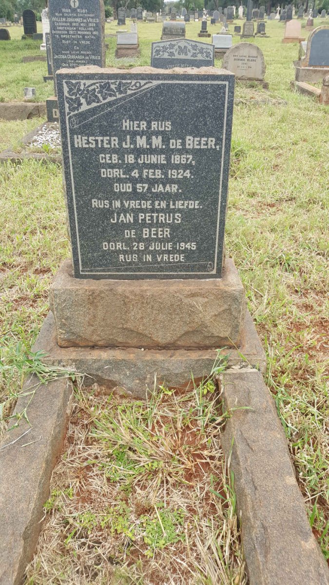 BEER Jan Petrus, de -1945 &amp; Hester J.M.M. 1867-1924