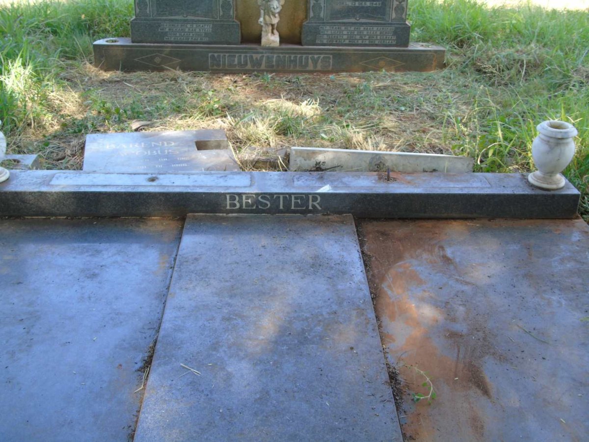 BESTER Barend Jacobus 1912-1986 & Gertruida Margaretha Sophia 1913-1990_1