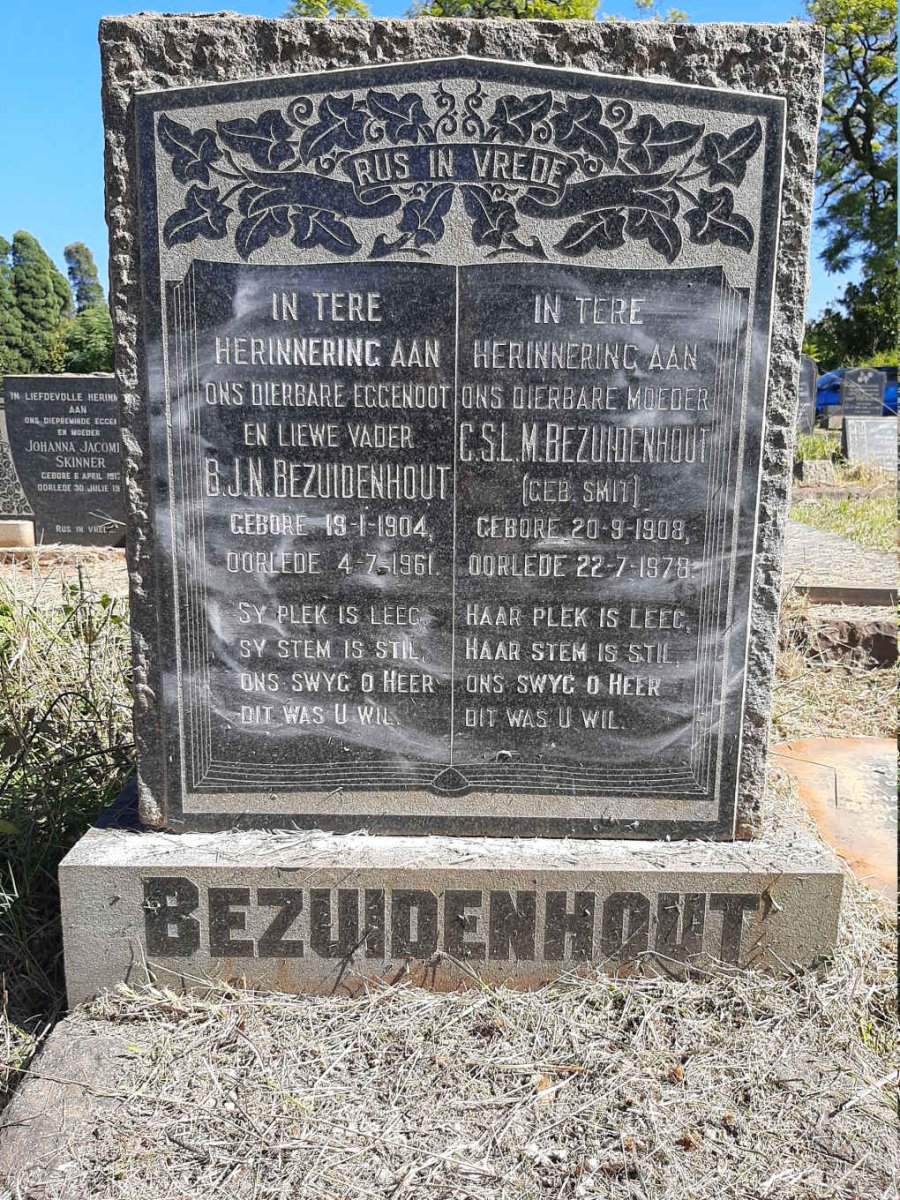 BEZUIDENHOUT B.J.N. 1904-1961 &amp; C.S.L.M. SMIT 1908-1978